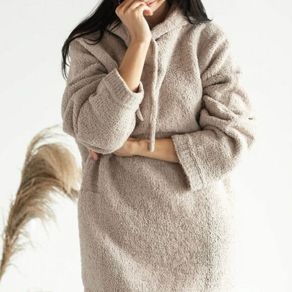 Sunday Citizen Snug Soft Cozy Taupe Teddie Blanket Hoodie One Size - Picture 1 of 7